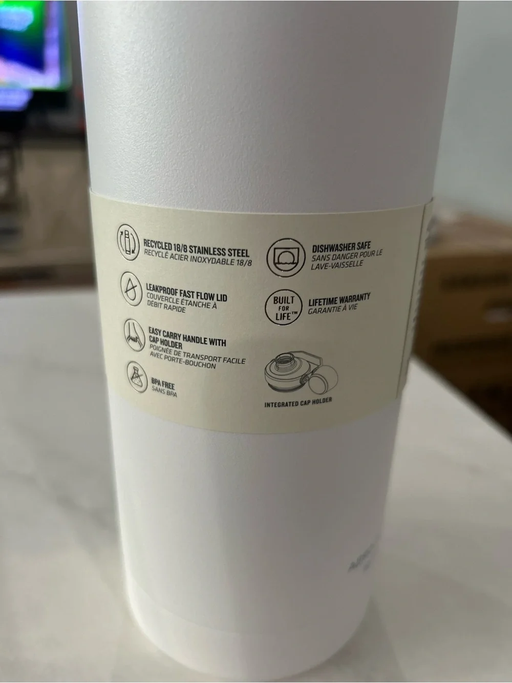 Stanley White Insulated Bottle with AeroLight Label - Picture 2 of 3